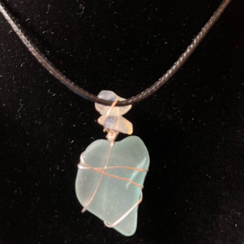 #78 handmade seaglass necklace pendant
